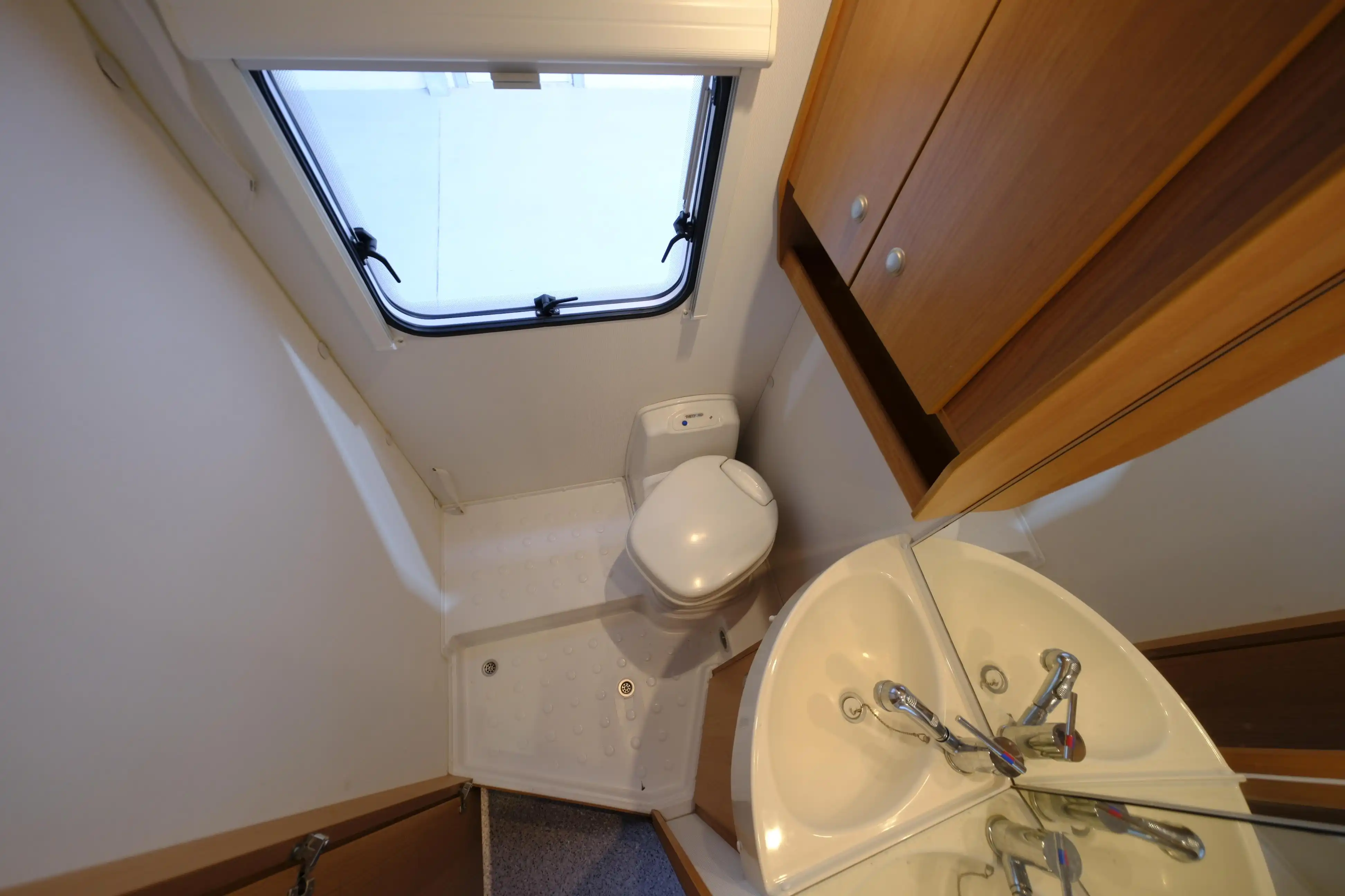 KNAUS SKY TI 650 MG - Ansicht 11